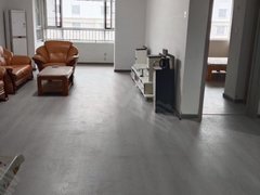 沂源城区佳惠新天地源泰家园大三室年租15000出租房源真实图片