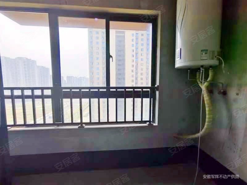 职教园区,同福苑,大三房,房主急售,随时看房,磨店家园同福苑二手房,72