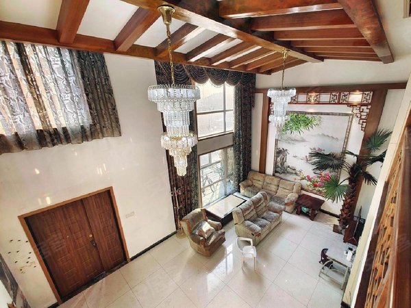 实在租 百子湾附近 联排别墅使用450平 停车方便出租房源真实图片