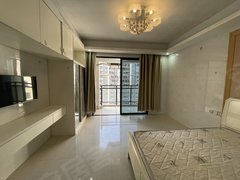 泉州晋江万达广场万达五店市一中旁带阳台公寓 押1付1出租房源真实图片