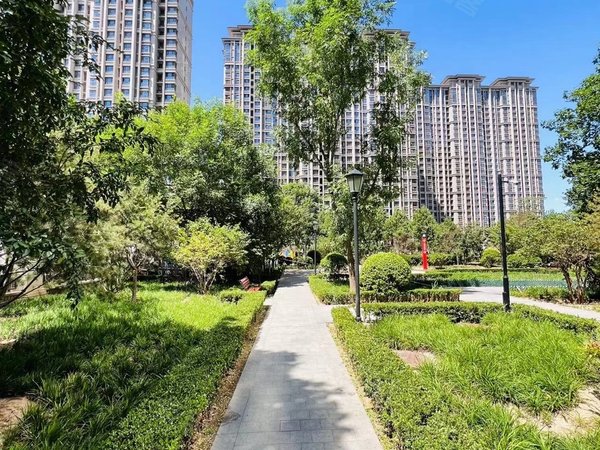 北京朝阳石佛营东风苑小区1号院朝阳公园大悦城地铁六号线泛海国际