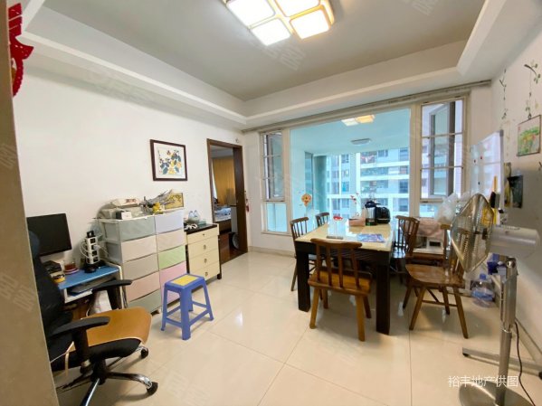 金碧华府中高层大3房带独立阳台望花园安静不吵