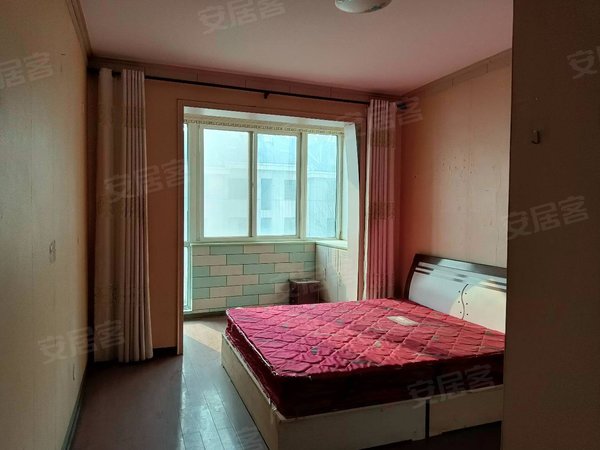 青岛胶州三里河三里河花园三里河花园电梯房,在家赏三里河美景!