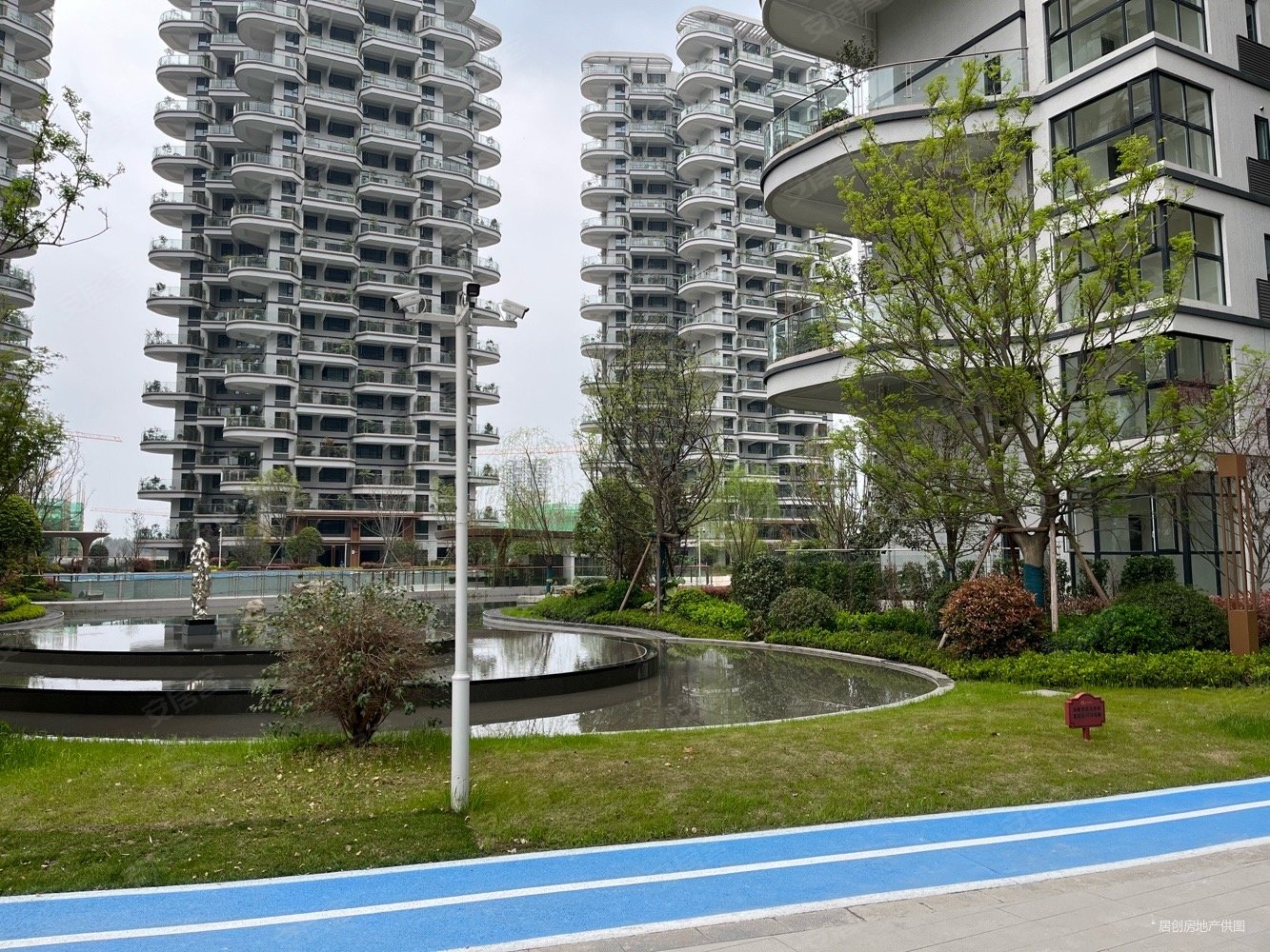 四代住宅 户户带花园,滨江郦城二手房,60万,4室2厅,2卫,95平米-眉山