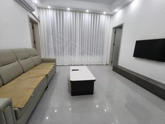 商丘永城城区十一中十九小附近中央名邸五期两室一厅精装修配套齐全 拎包入住出租房源真实图片