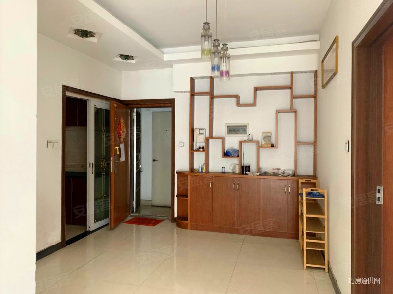 众鑫城城满二南向采光好临地铁购物方便交通便利