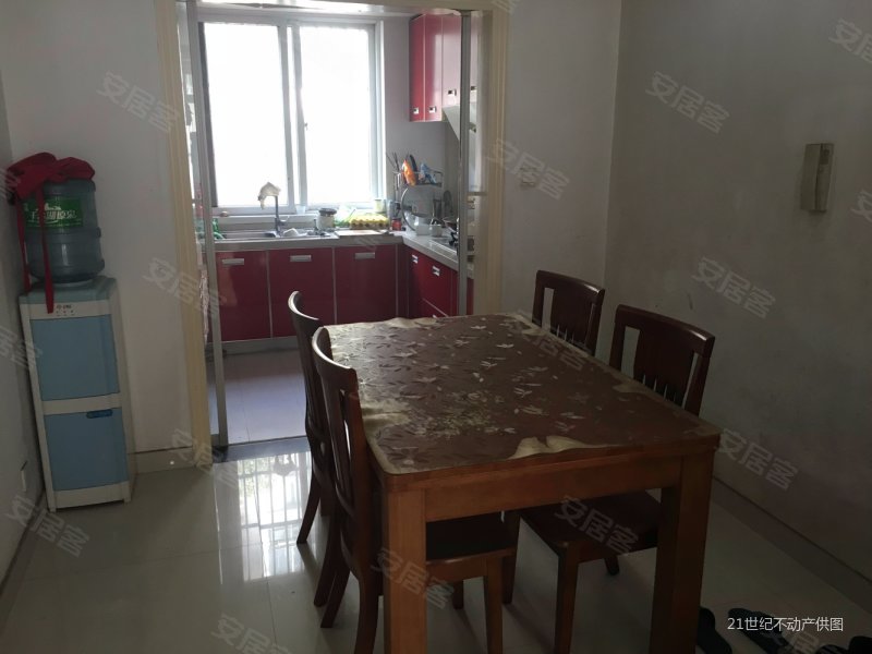 泰东公寓 产权清晰 近地铁 精装好房 南北通透 双卫格局,泰东公寓二手