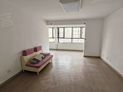 喀什喀什市喀什城区喀什大学附近,单间男生合租,仅2间,有意者速联系出租房源真实图片