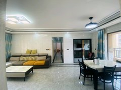 阳江江城天润广场奥园公园壹号 4室2厅2卫出租房源真实图片