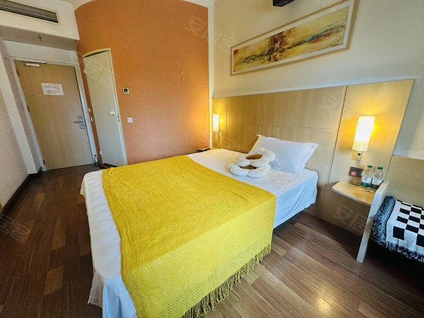 大连中山三八广场五五路小区(南山商圈)月付 中山区 三八广场 人民路 近地铁 小公寓出租房源真实图片