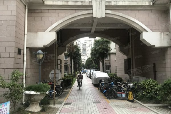 不足,西部名都花园怎么样,西部名都花园周边房产中介经纪人评价-上海