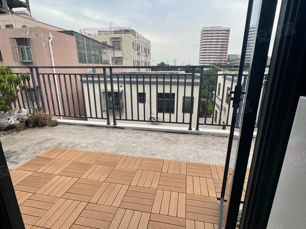 深圳南山白石洲白石洲东一坊急租0中介,近白石洲地铁站,精装大露台一