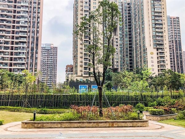 深圳宝安领航城领尚华府固戍 领航城新出89平3房2卫 全新装修 近航城