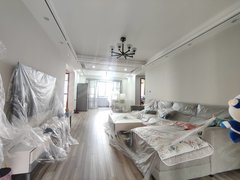 明珠广场 品牌小区  全新装修空置2年  品牌家电家具实拍图