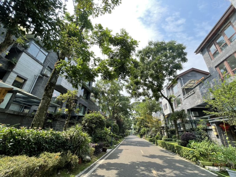 成都房产网>成都二手房>都江堰二手房>青城山二手房>芙蓉青城>800_600