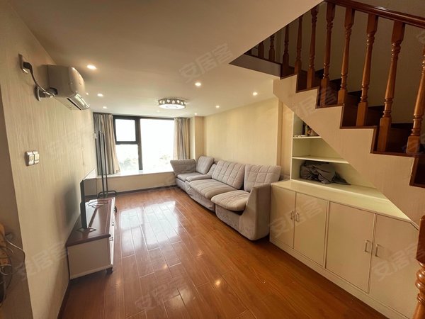 吴中木渎合景领峰(商住楼)真实照片 真实在租 车位充足 精装loft公寓