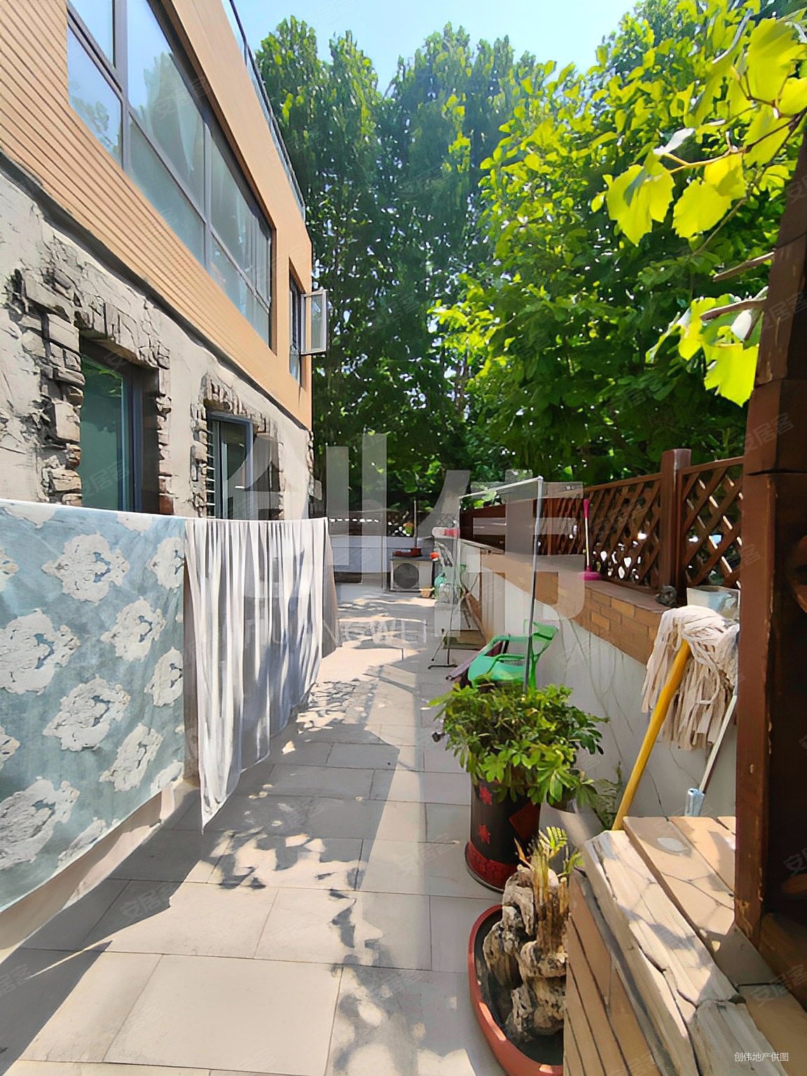 天一绿海揽秀园4室2厅4卫209.44㎡南北350万