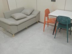 泉州晋江体育中心这套房子我亲自带您看，1室1厅1卫，精装修，朝南，采光好出租房源真实图片