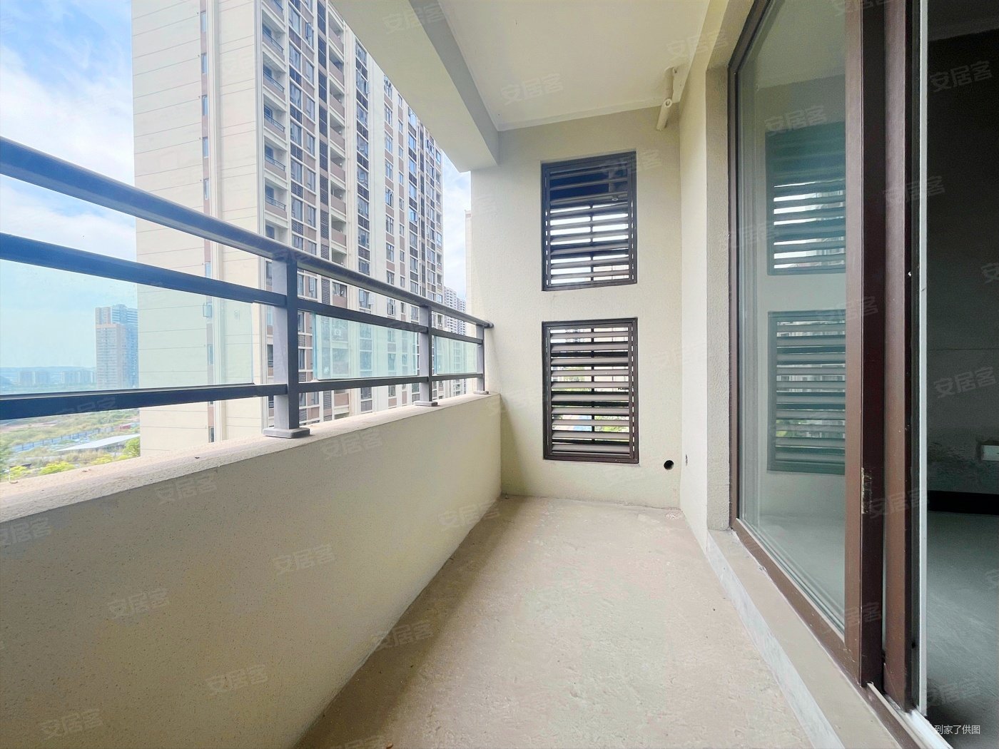 中国摩金棕公馆 小三房 交通便利 楼层好 产权清晰 板楼