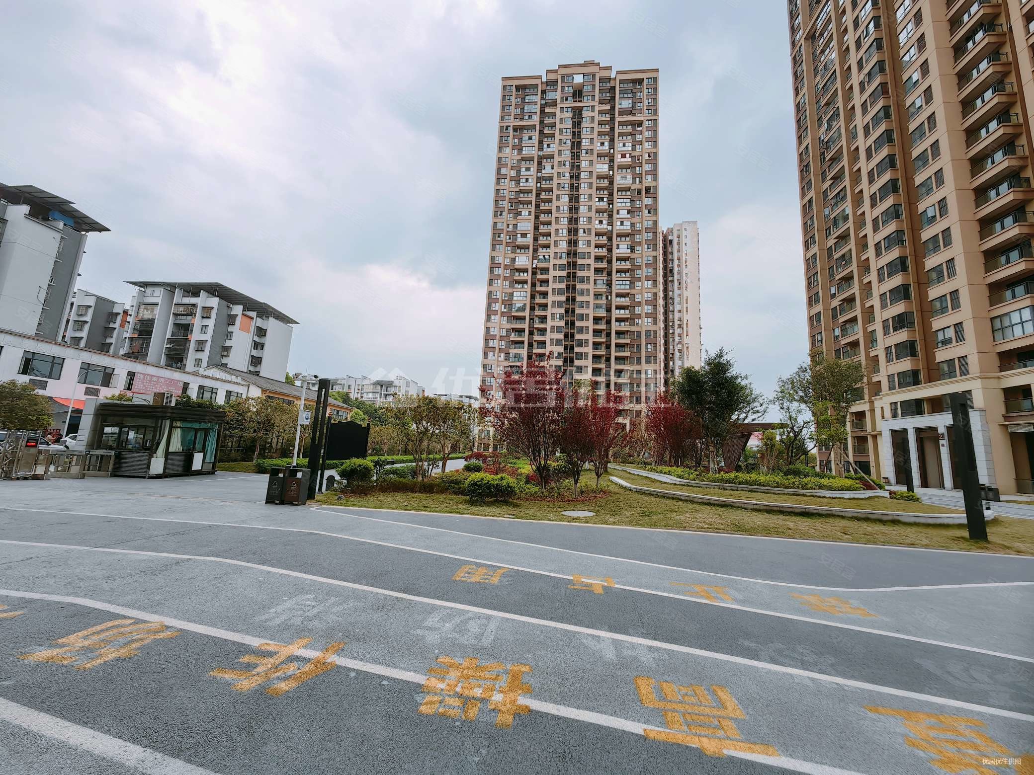 2室银翔城朗琴湾b组团75平看房方便有钥匙