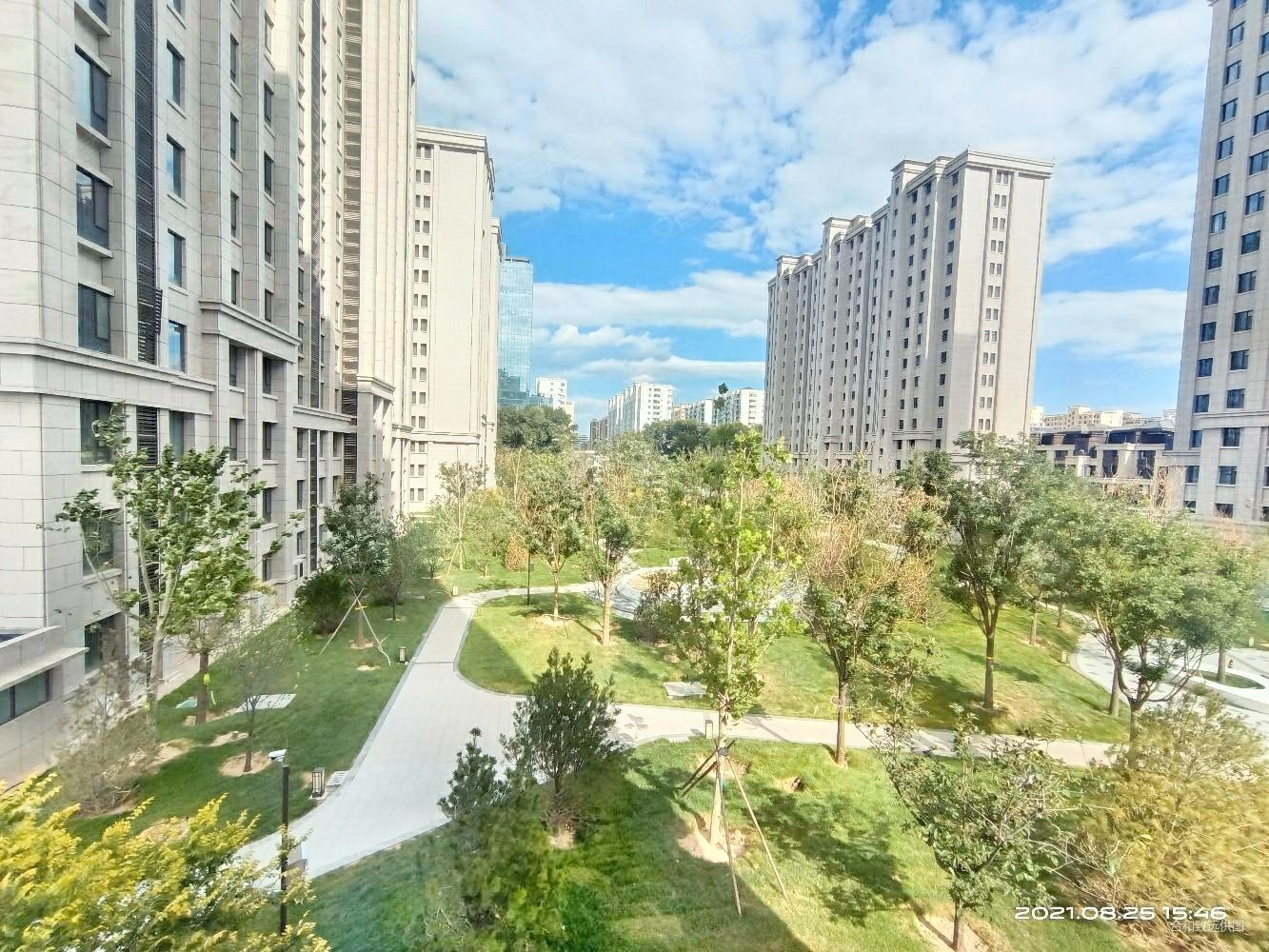 光信晋阳嘉园小高层院内八一出门公园财大小高层