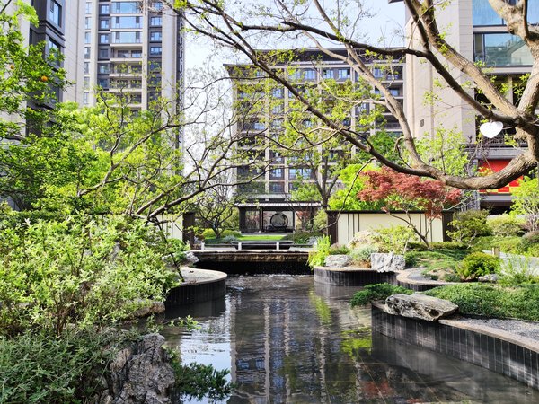 无锡滨湖太湖和玺实拍!建发和玺三加一户型出租!高品质小区!舒适安静!