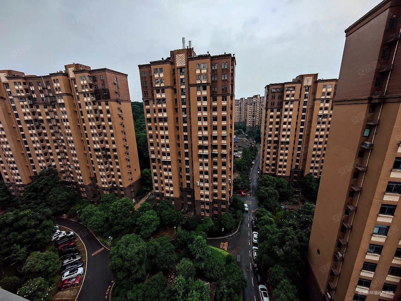 长沙房产网>长沙二手房>天心二手房>友阿奥特莱斯二手房>山水嘉园>