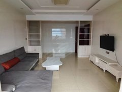 扬中扬中市区市中心博联附近自建房二楼两室一厅一厨一卫新装修出租房源真实图片