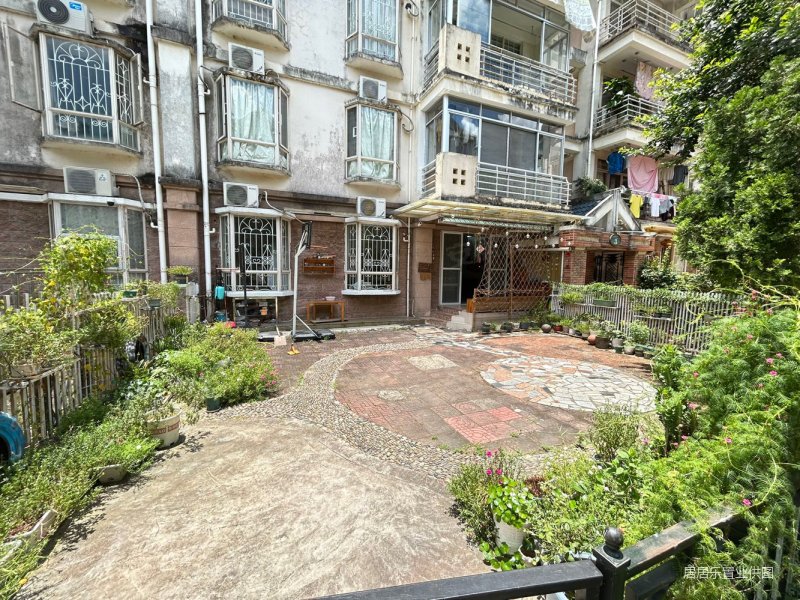 东湖花园四号小区