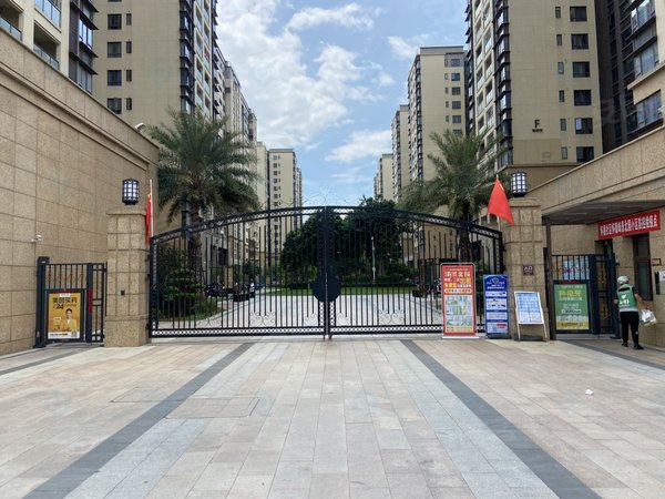 深圳宝安福永怀德峰景怀德峰景北园三房 全新装修 仅租5500元出租房源