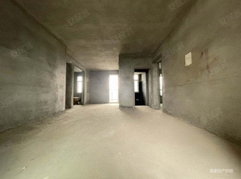 边户大三房 亏本急售,领地天屿二手房,92万,3室2厅,2卫,128平米-宜昌