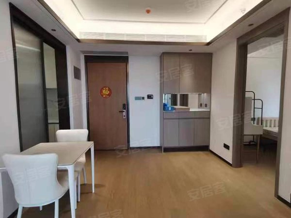 深圳南山白石洲深业鹤塘岭(商住楼)世界之窗地铁口 精装公寓2房经济