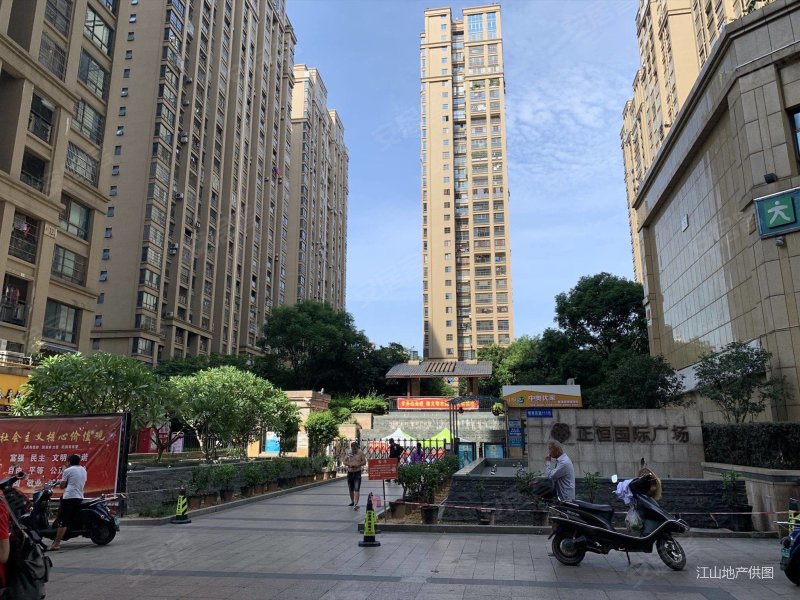 双卫 产权清晰,正恒国际广场二手房,92万,3室2厅,2卫,94平米-南宁安居