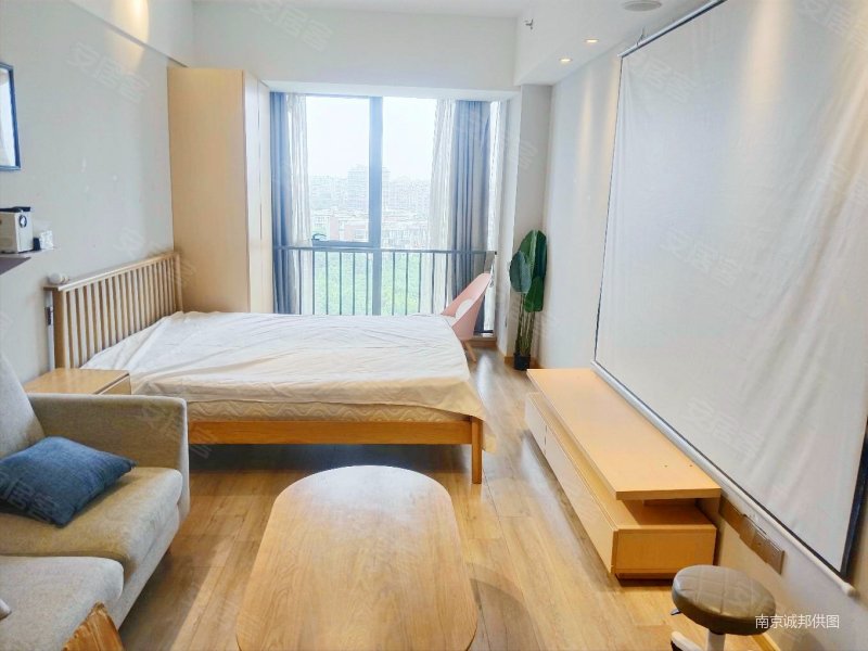 花神庙地铁口绿地云尚南京南站旁精装修公寓,档次高拎包入住