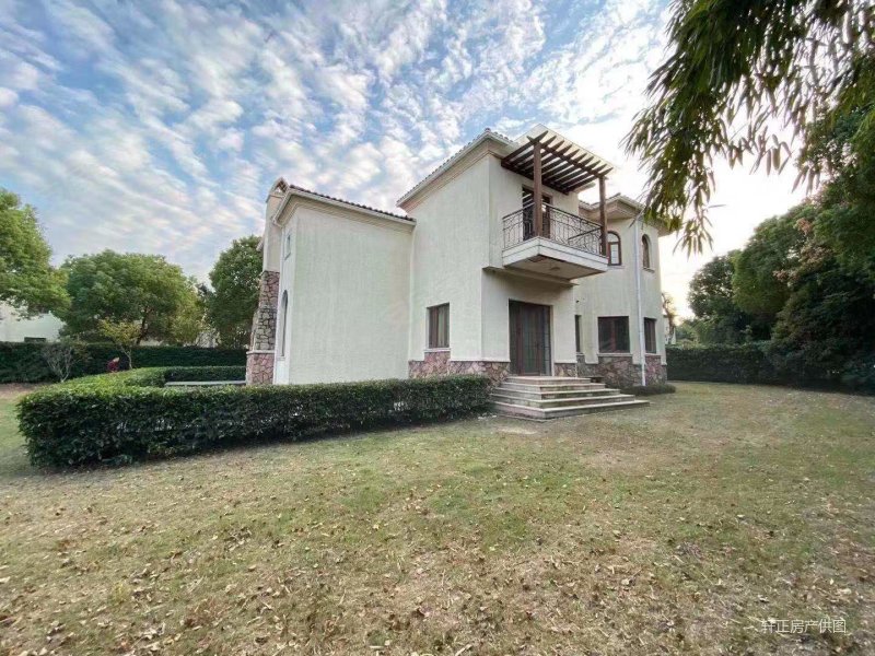 价格檀香园双拼1150万可谈400平大花园毛坯