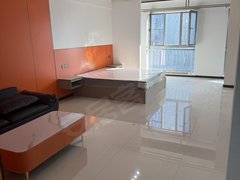 张家港杨舍杨舍中心无中介，张家港吾悦广场附近一室一厅公寓，拎包入住，家电齐全出租房源真实图片