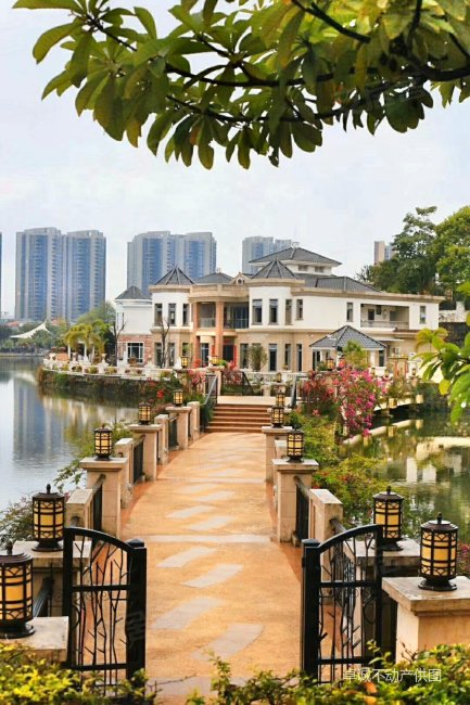 三正半山豪苑(别墅)5室3厅5卫221㎡南北1290万