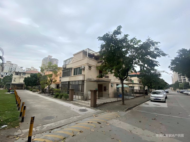 新丽城花园电梯三房两卫户型方正采光好家私电器全附送