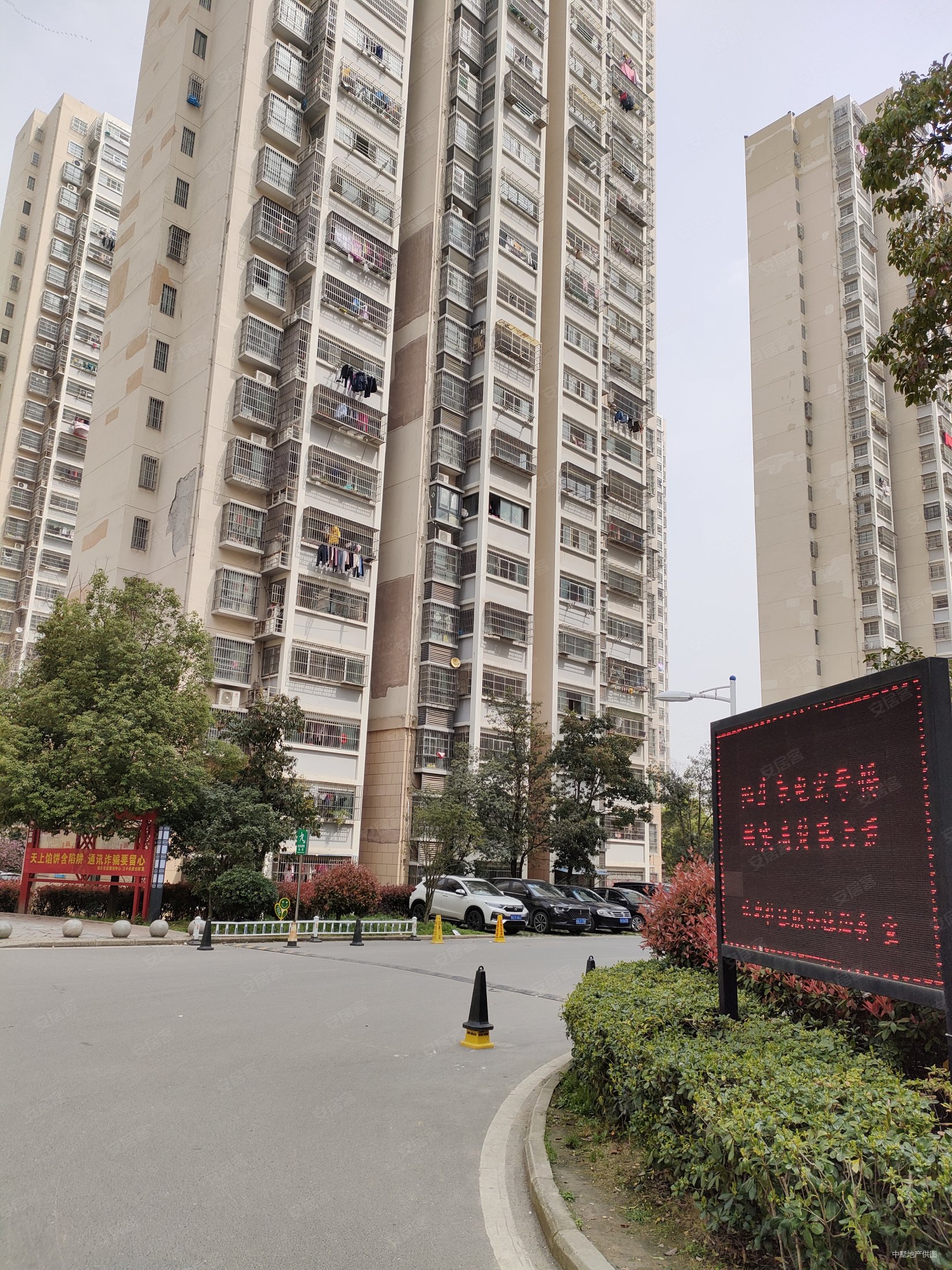 00万元,北岗花园二手房,120万,3室2厅,1卫,135.5平米-合肥安居客