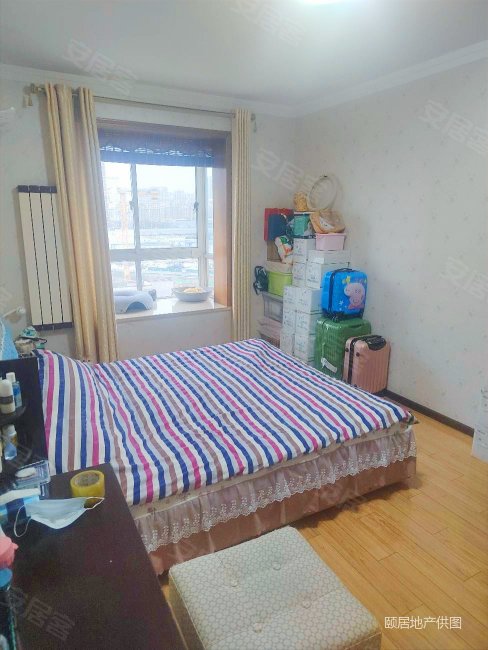 电子正街圣都大厦精装1梯2户南北通透