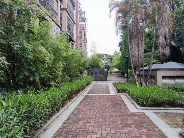 南宁青秀东盟商务大自然花园东盟商务区 大自然花园 大4房 南北通透