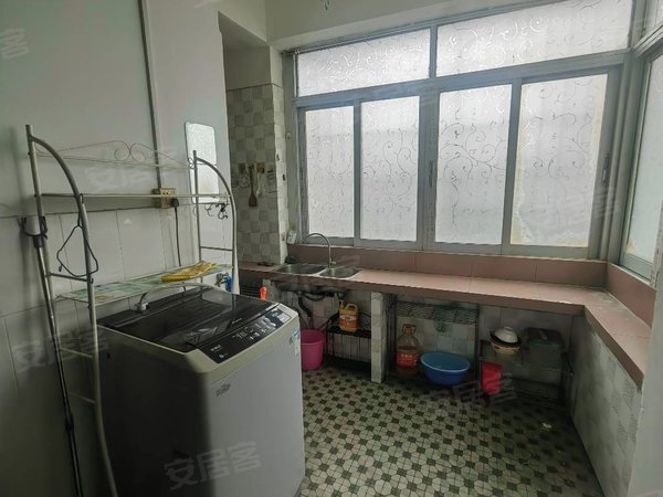 合兴苑小区 步梯中层 近一号线芳村地铁站,荔湾租房-广州58安居客