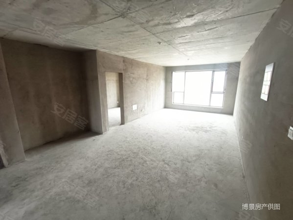 建工玉龙湖3室2厅2卫131㎡南北72万