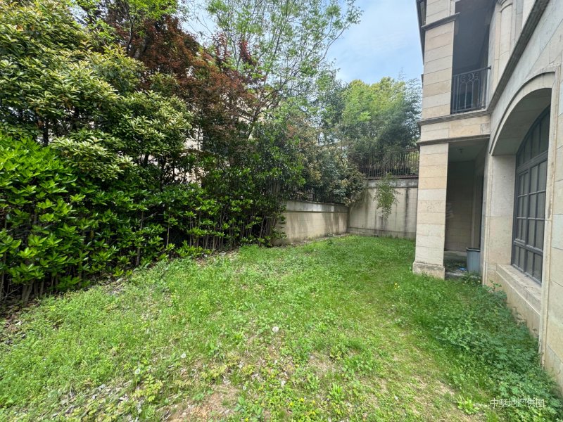 绿地乔治庄园别墅