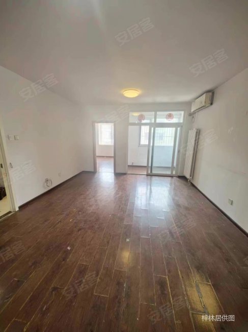 北京房产网>北京二手房>海淀二手房>四季青二手房>溪山嘉园东府里>487