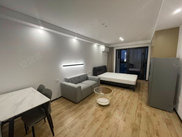 海宁海宁市区马桥春漫里银泰附近 春漫里 精装1室 独门独户 带阳台 包宽带车位出租房源真实图片