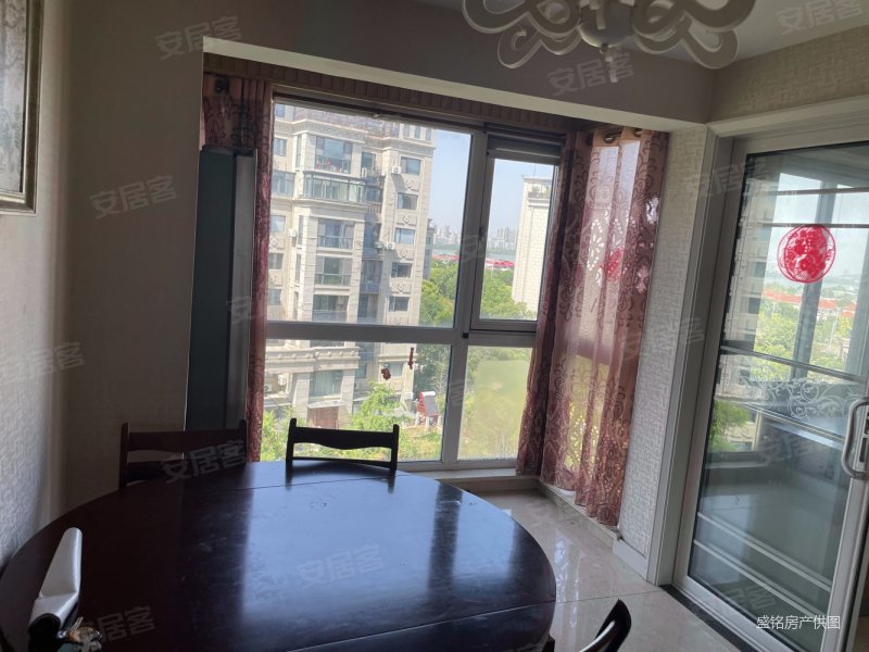 徐州房产网>徐州二手房>泉山二手房>云龙湖风景区二手房>万悦城>800