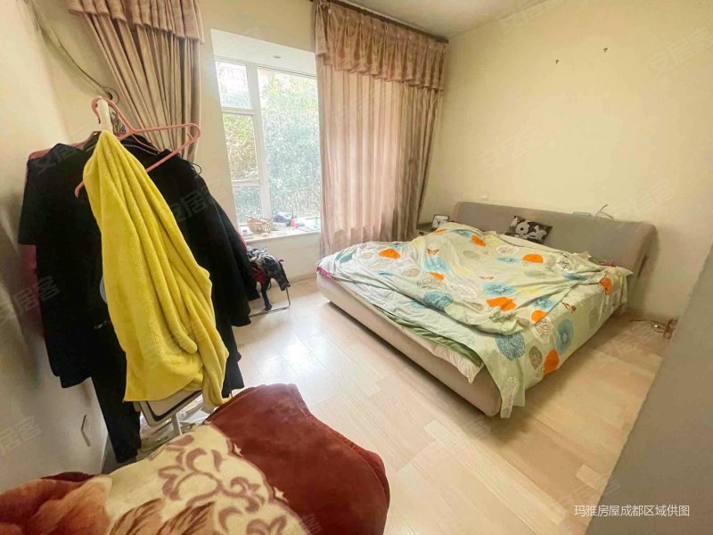 正南3室2厅 精装修,静水香榭二手房,83万,3室2厅,2卫,125平米-成都