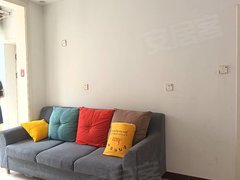 漯河临颍临颍城区森景苑电梯两室,临近鼓楼金百汇。出租房源真实图片