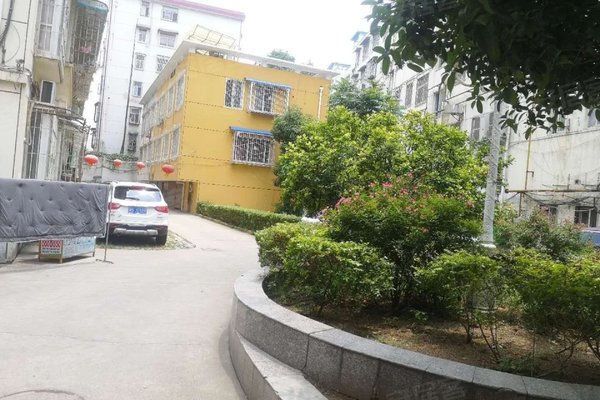 不足,金杯花园怎么样,金杯花园周边房产中介经纪人评价-信阳安居客